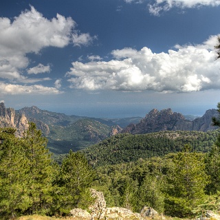 0004_IMG_2339_hdr_Corse_mer_montagne