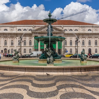 0009-_F7A3575-Lisbon