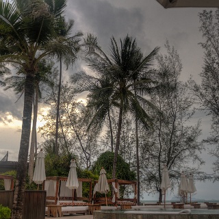 0003__7D_3926_hdr_Nikki_Beach