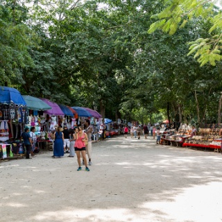 0001-_D3_7674-Chichen_Itza